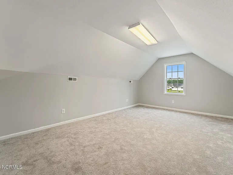 106 Cona Ct — Photo 4