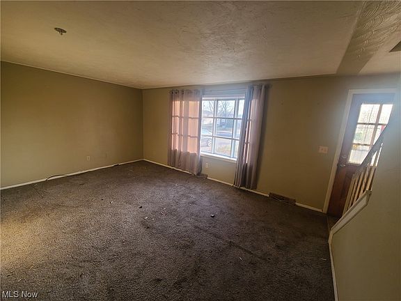 5th image of 4100 Miami Ave