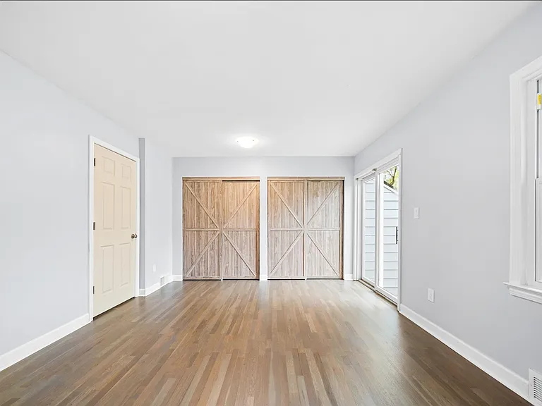 4214 Berkshire Rd — Photo 7