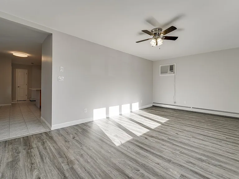 79 Hoyt St #2 — Photo 18