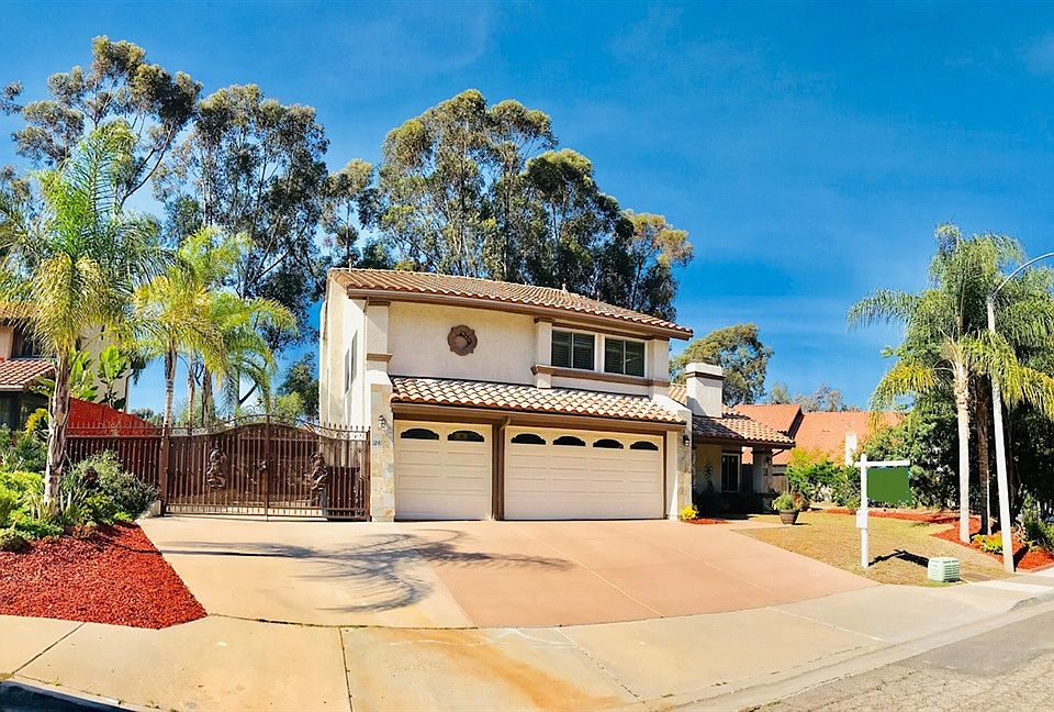 2nd image of 1241 Fallbrook Ct