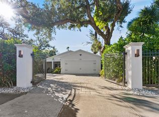 1740 S Orange Ave, Sarasota, FL 34239