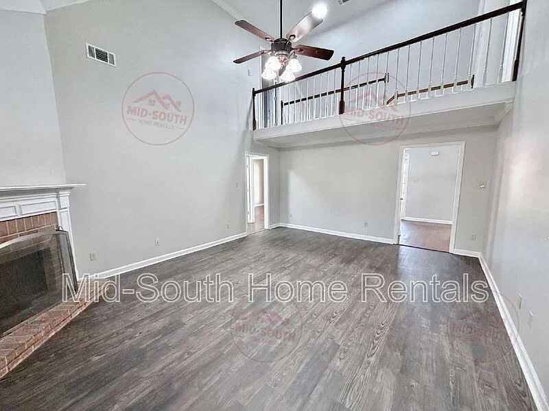 4 bed, 3.0 bath, 2573 sqft, $2,250 — Photo 2