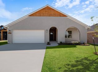 17528 Moss Farm Rd, Edmond, OK 73012