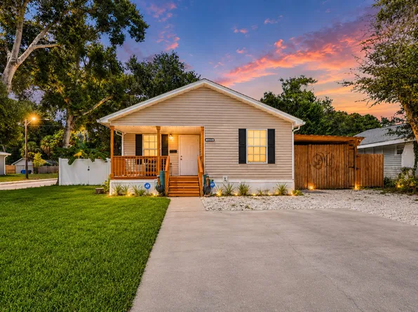 1039 Newton Ave S, Saint Petersburg, FL 33705