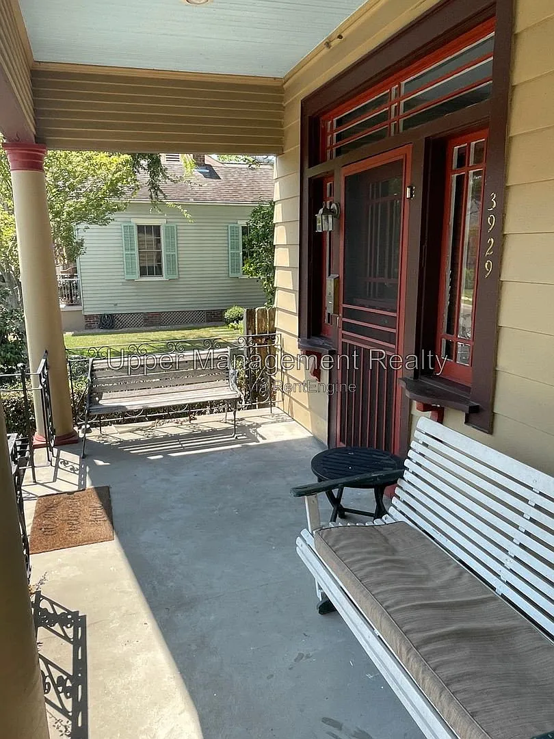2 bed, 1.0 bath, 900 sqft, $2,250 — Photo 2