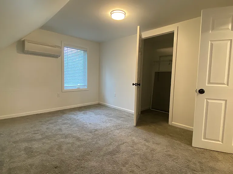 32 Elmwood Ave #2 — Photo 8