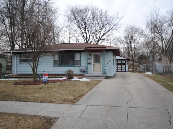706 Maple St, Midland, MI 48640
