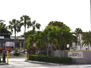 Villas Of Amberwood, Doral, FL 33178