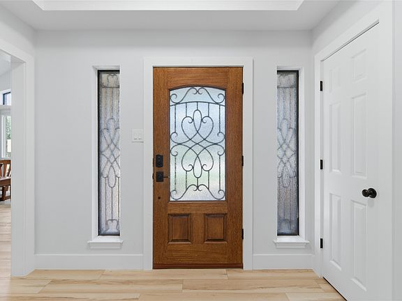5th image of 3072 High Cliff Dr