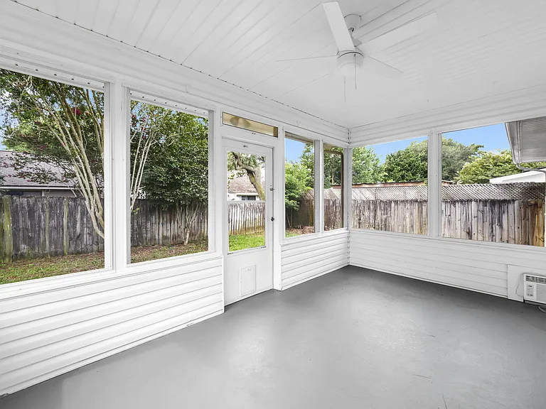 3930 Balsam Dr — Photo 27