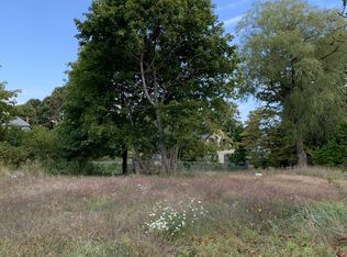 45 3rd St, Eastport, ME 04631