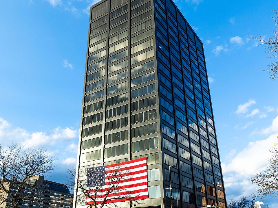 Building Photo 4