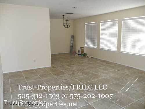3rd image of 3131 Enchanted Dr