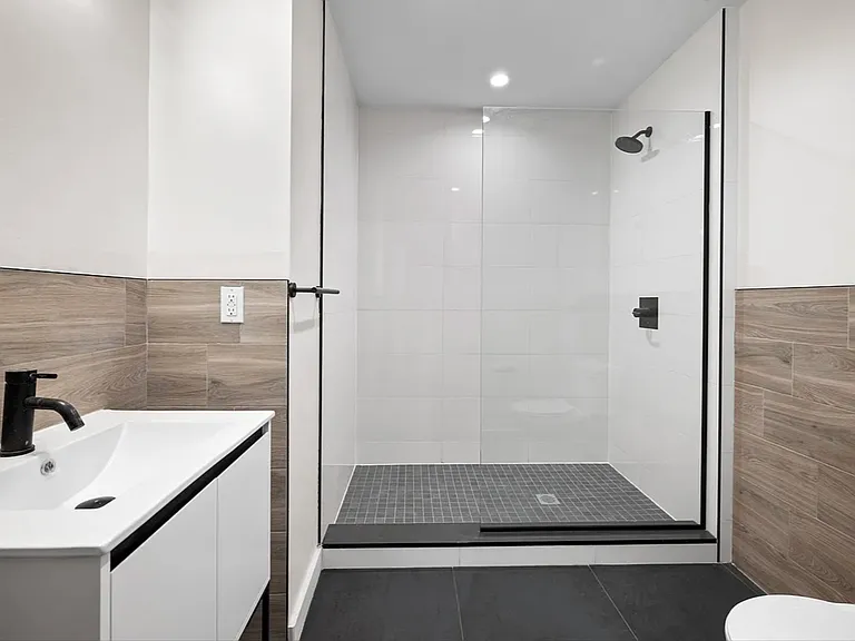 463 W 125th St #5A — Photo 8