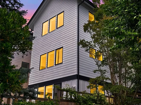 6254 Vassar Avenue NE #3, Seattle, WA 98115