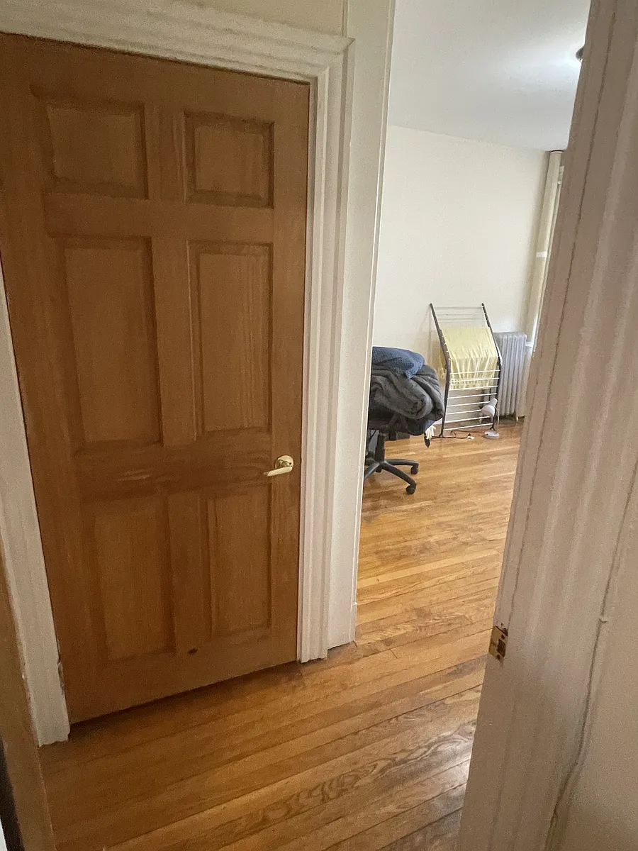 Building Photo - 352 Riverway St #15