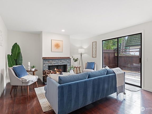 4th image of 4510 176th Street SW #H3