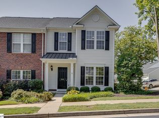 300 Moonstone Dr, Mauldin, SC 29662