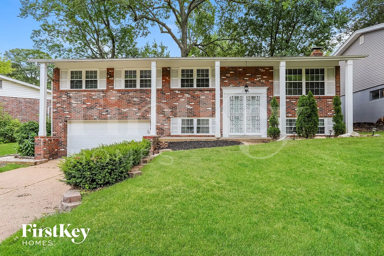 5 bed, 2.0 bath, 2300 sqft, $3,220 — Photo 1