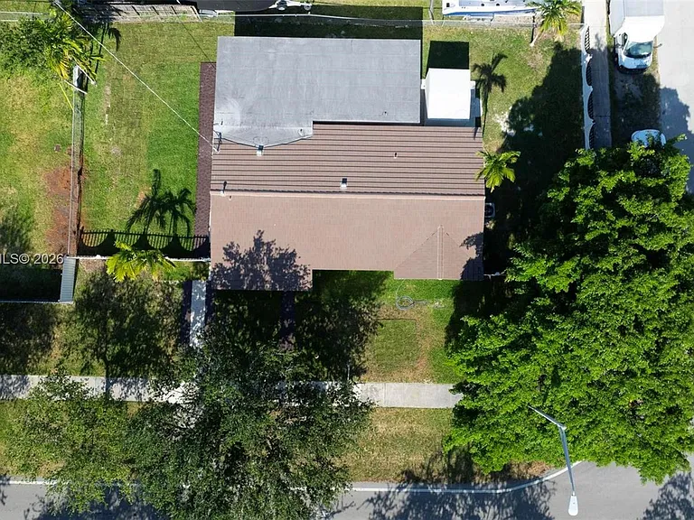 2901 SW 92nd Ave — Photo 31