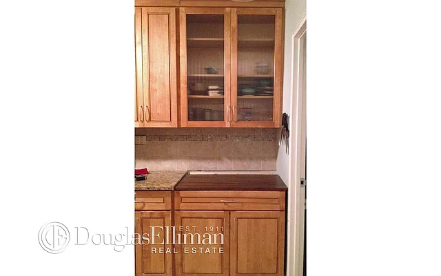 Sold by Douglas Elliman | media 10