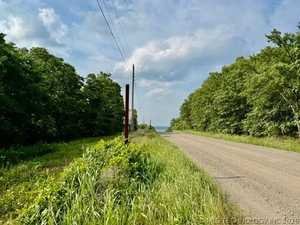 N Bk 1600 Rd, Stigler, OK 74462