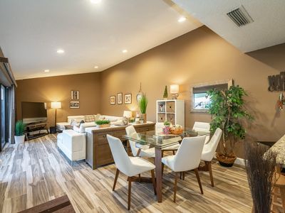 4727 Holly Lake Dr, Lake Worth, FL, 33463