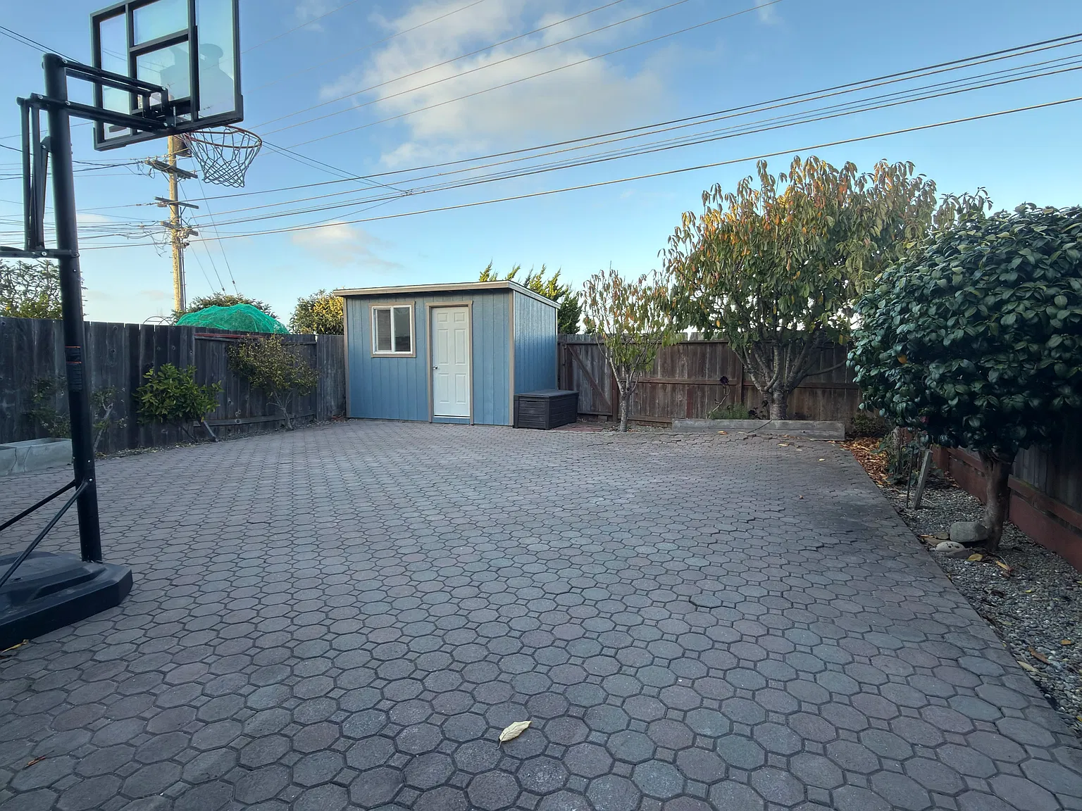 3 bed, 1800 sqft, $5,495 — Photo 3