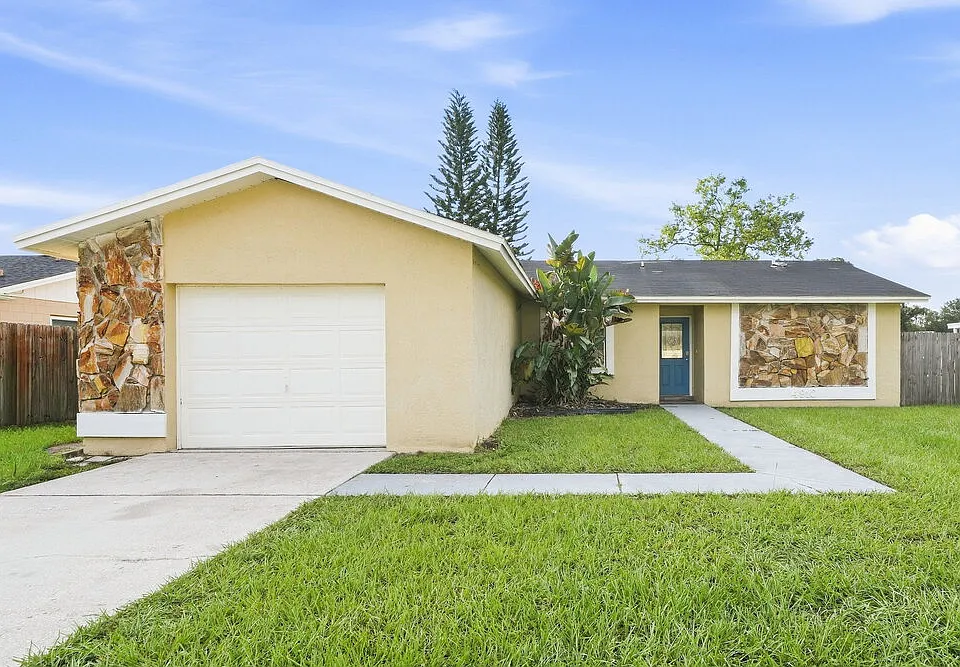 4910 Hi Vista Cir