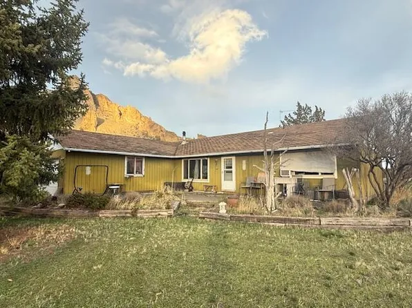 10010 NE Smith Rock Loop, Terrebonne, OR 97760