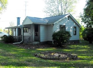 2370 Noble Dr, Wilson, NY 14172