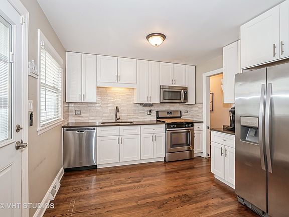 5th image of 1631 Downing Ave
