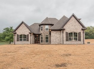 1413 Center Point Rd, Hendersonville, TN 37075