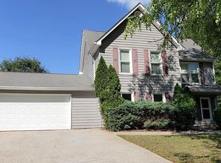 1300 Springmont Ct, Lawrenceville, GA 30043
