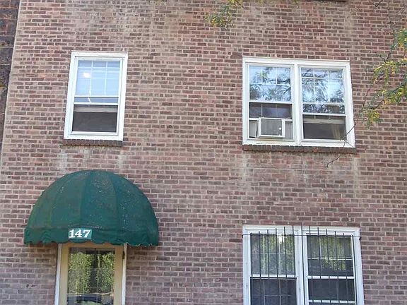 2nd image of 147 Eagle St APT 6