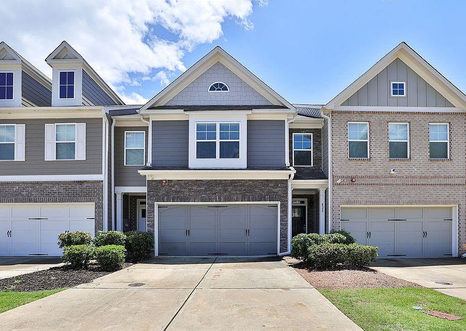 1st image of 829 Arbor Crowne Dr