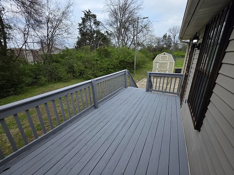 812 Shawnwood Cir — Photo 17