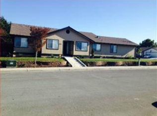 1401 El Cerro Dr, Hollister, CA 95023
