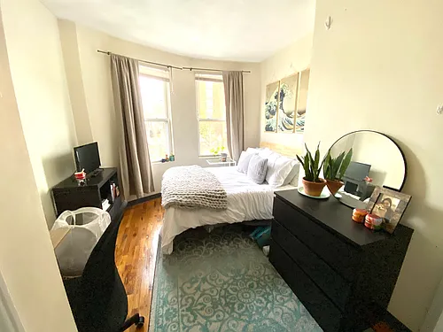 840 Huntington Ave #2 Photo 1