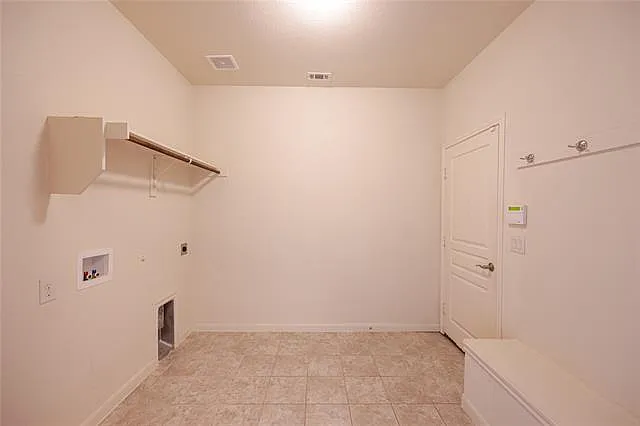 1141 Kingston Ct — Photo 17