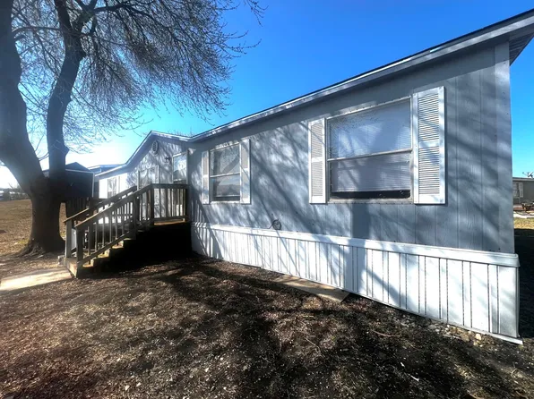 7616 Upper Seguin Rd Trailer 69, Converse, TX 78109