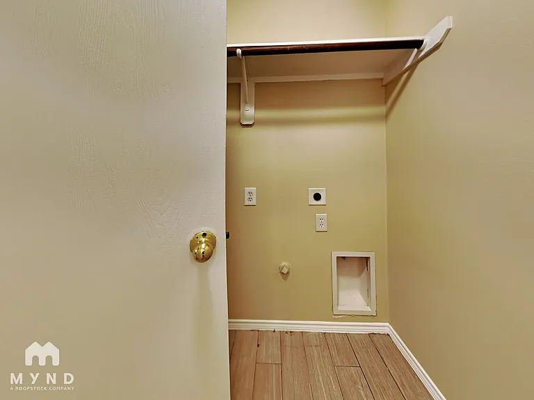 635 Ashlen Dr — Photo 15