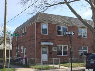 7715 166th St, Fresh Meadows, NY 11366