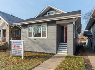 905 N Humphrey Ave, Oak Park, IL