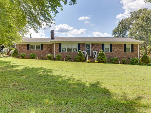 106 Linda Ln, Easley, SC 29642