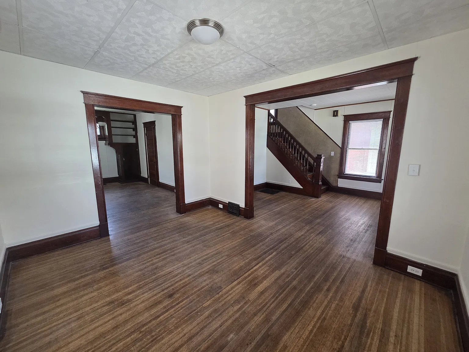 4 bed, 1536 sqft, $1,100 — Photo 3