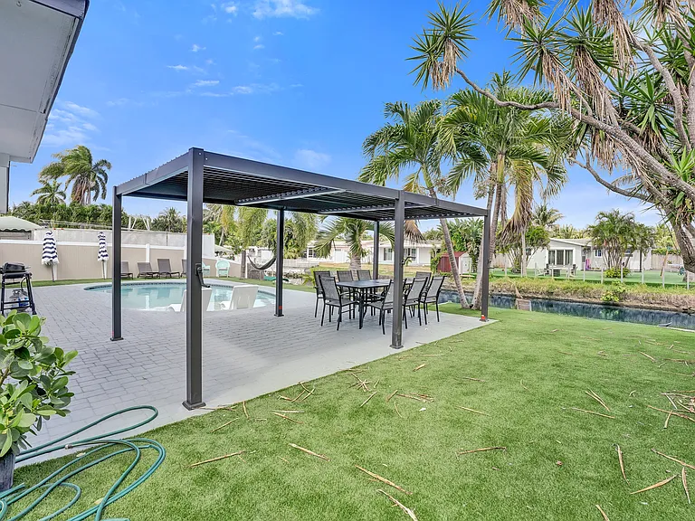 4480 SW 34th Dr — Photo 50