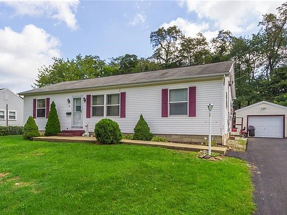 Plenty of parking in good sized driveway.