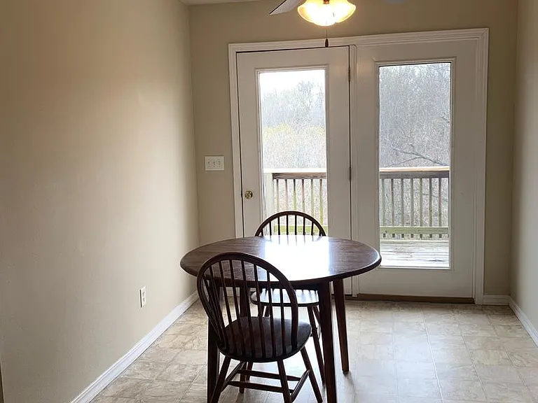 22690 Hanley Ln — Photo 4